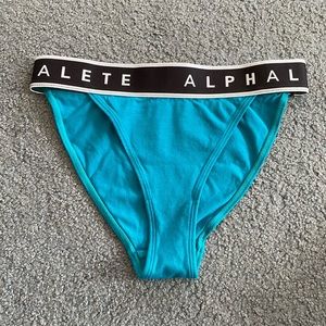 COPY - Alphalete Cheeky Bottoms (set available)